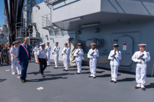 Revue de la garde à bord