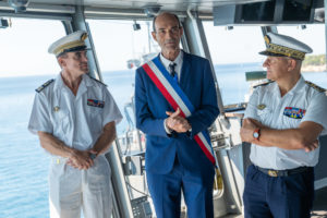 Avec le Préfet maritime